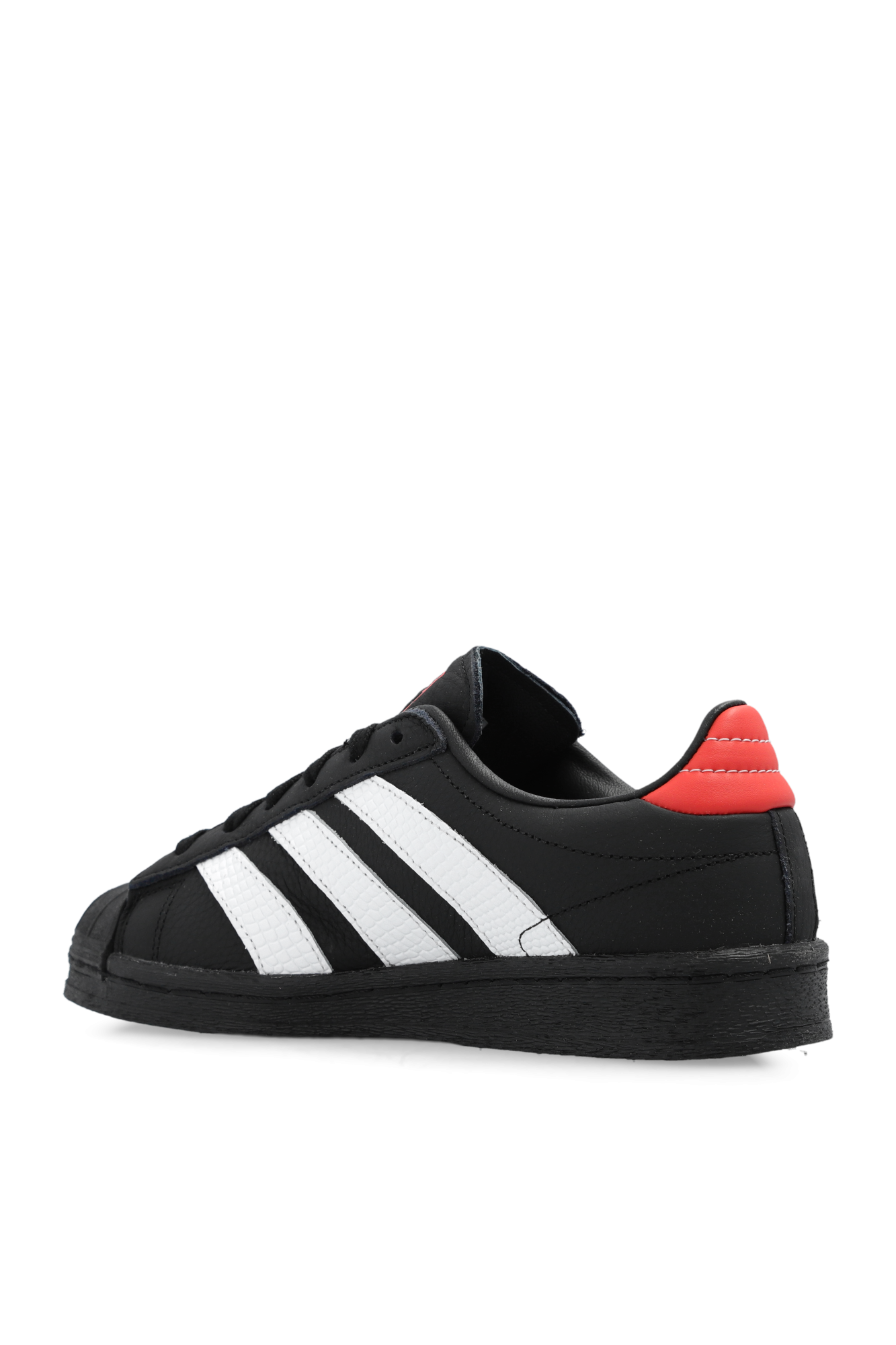 Plain black hot sale adidas shoes